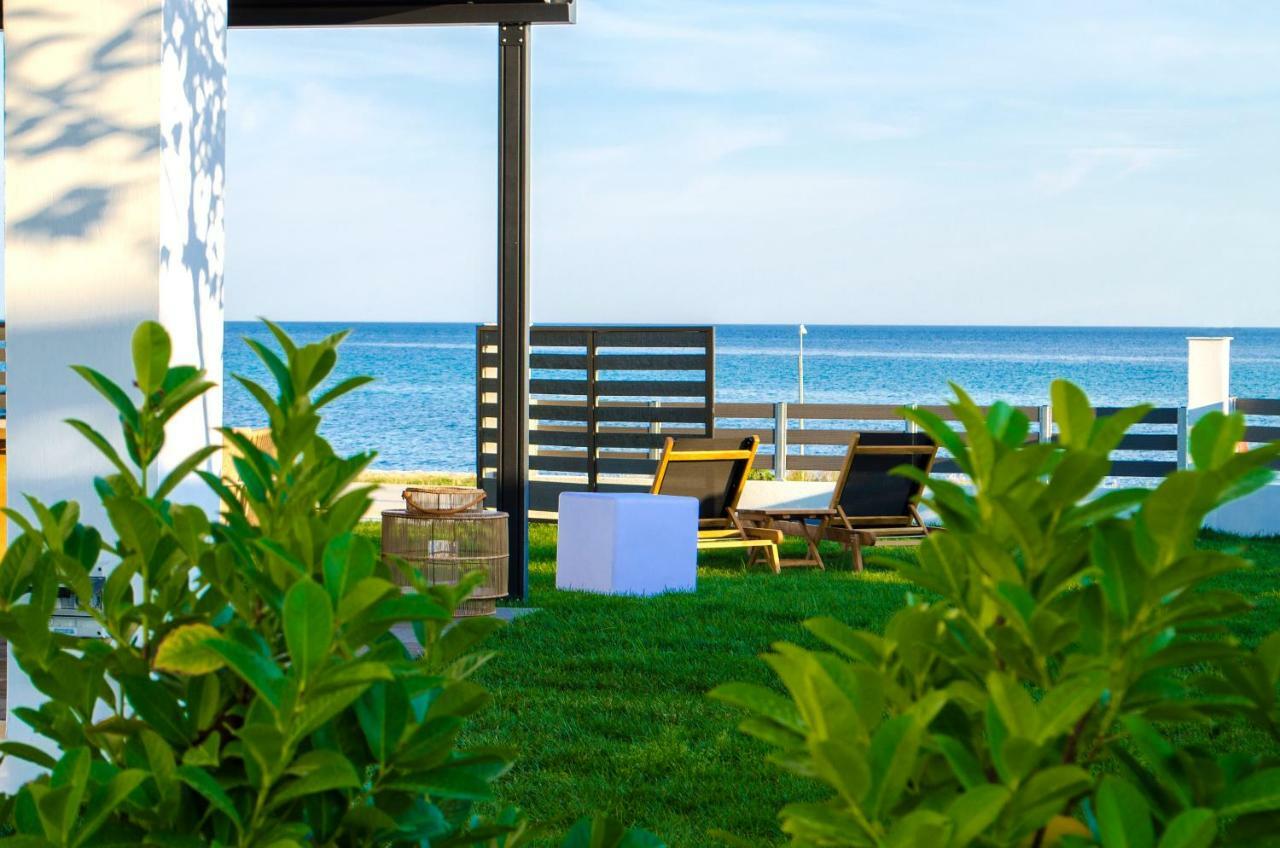 Nea Kallikrateia Thea Suites מראה חיצוני תמונה